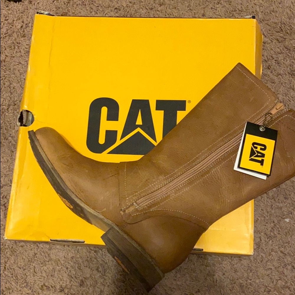 CAT boots
